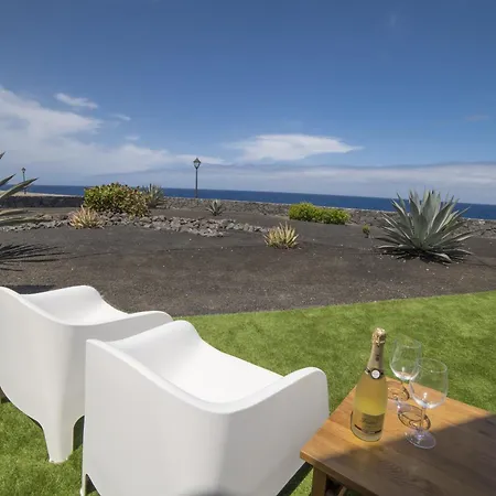 Impressive | 3 Bedrooms | Magatsuhi | Spacious Sun Terrace | Outdoor Pool, Hot Tub And Bbq | Montana Roja *